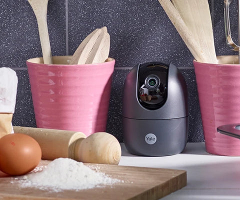 Yale Indoor WiFi Camera Pan & Tilt